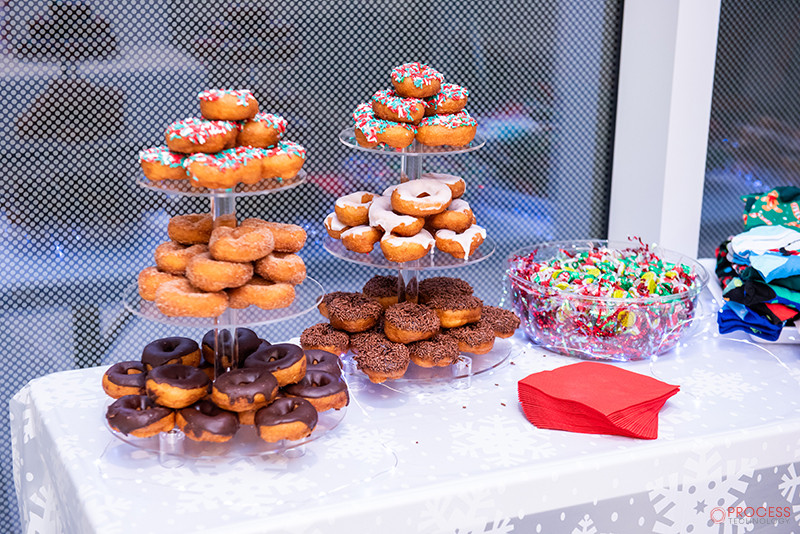 mariana-edelman-photography-process-technology-holiday-party-2023-011