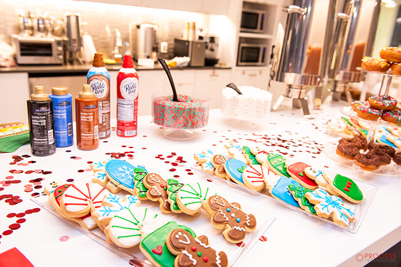 mariana-edelman-photography-process-technology-holiday-party-2023-020
