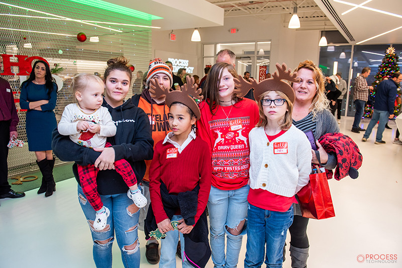 mariana-edelman-photography-process-technology-holiday-party-2023-247